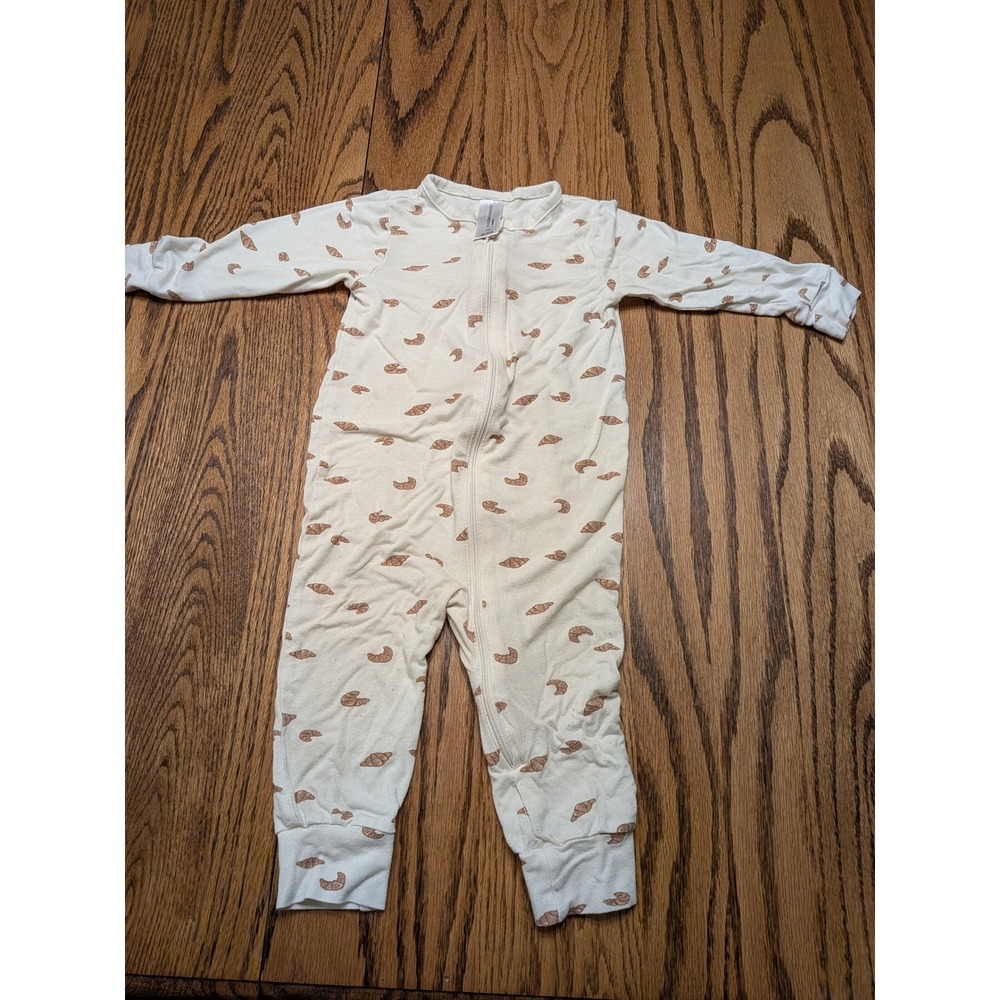 Modern Moments by Gerber Baby 12M Croissant Print Zip‎ Up Sleeper Pajamas Cream